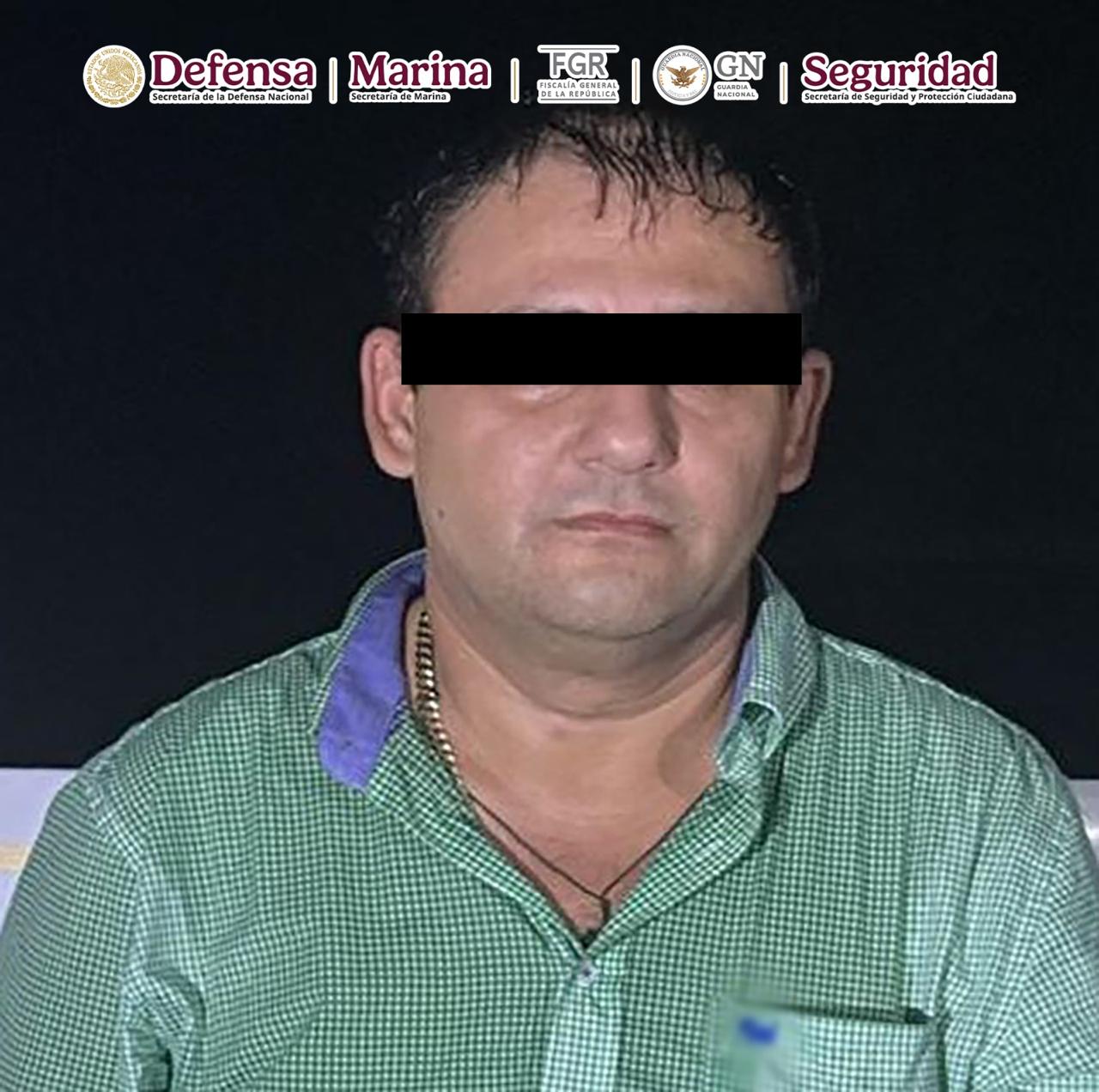 En Colima se detuvo a tres sujetos que transportaban droga en una aeronave clandestina